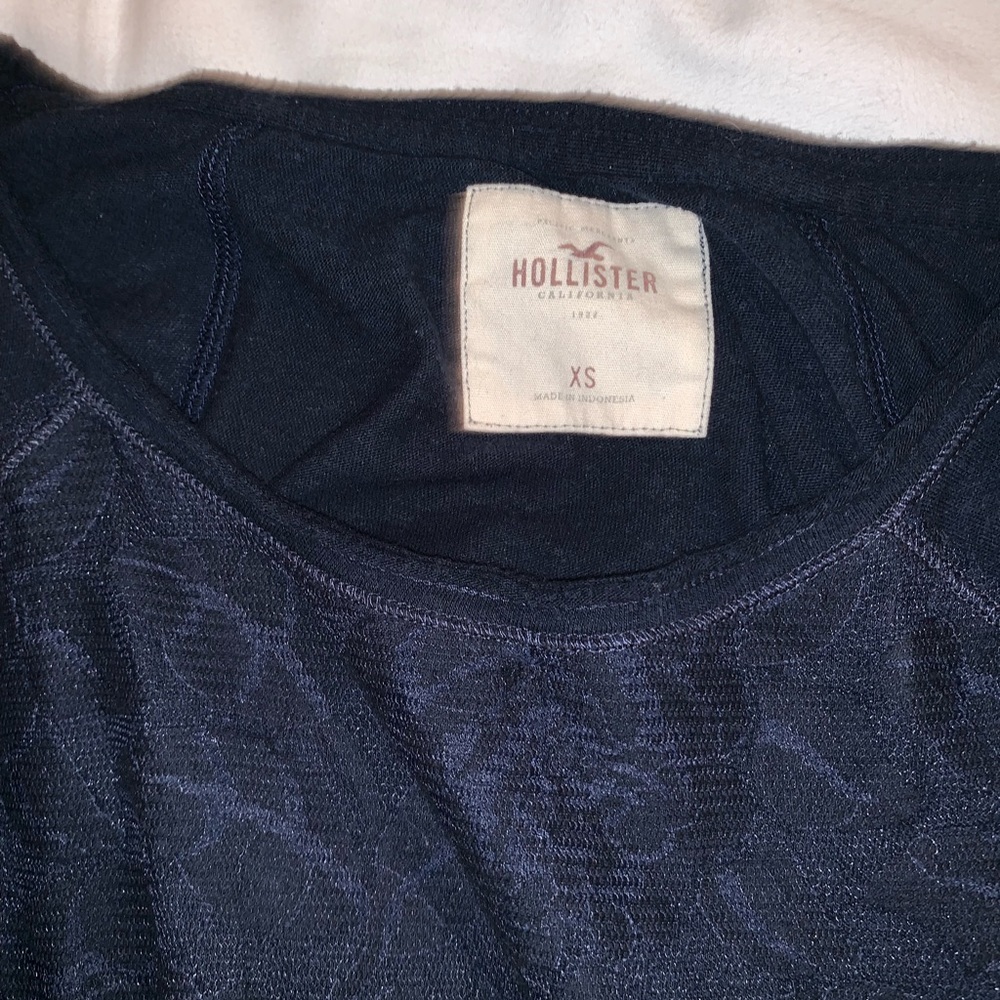 HOLLISTER SHIRT